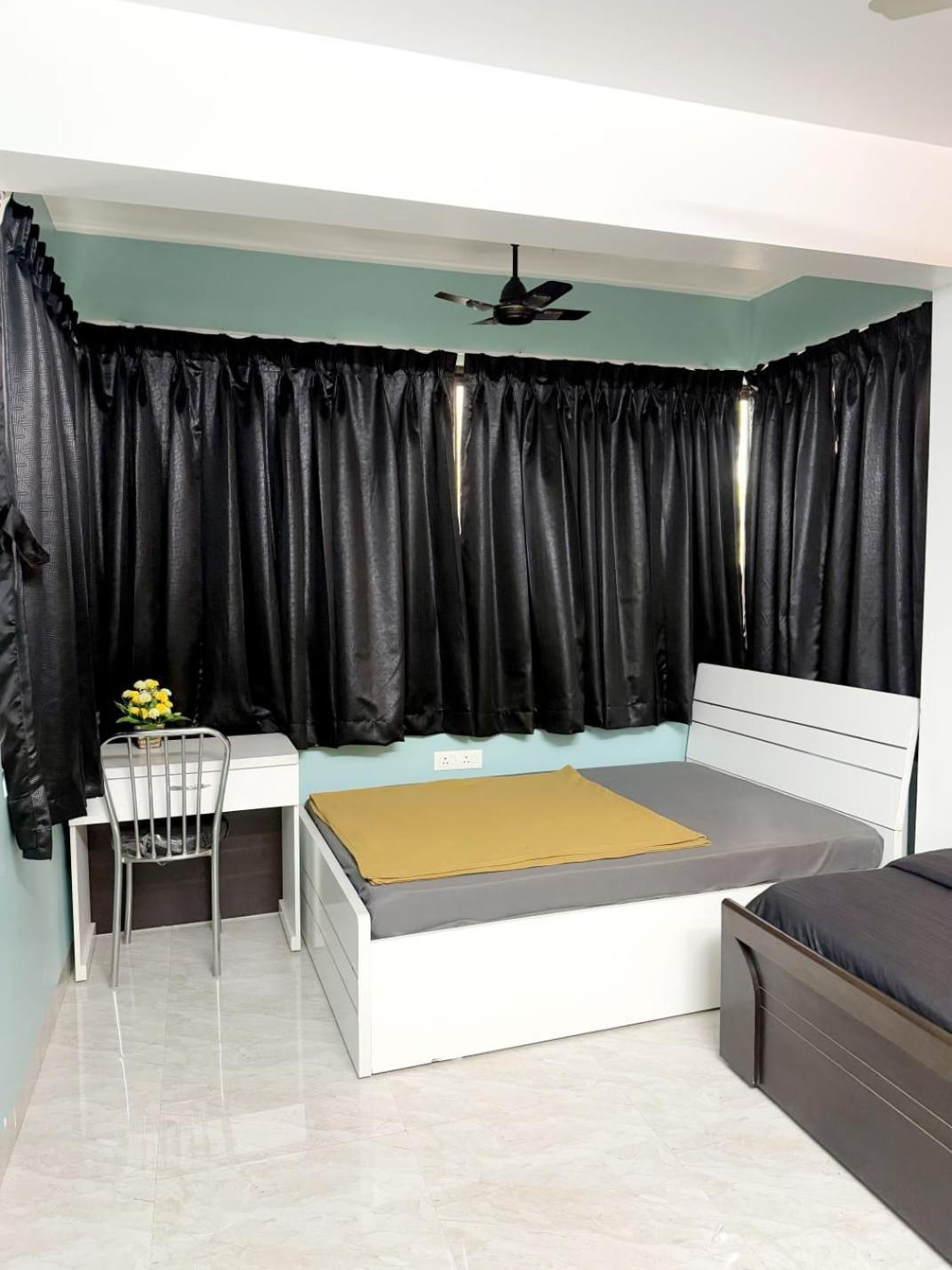 2bhk Cozy By Royal Luxor Pune