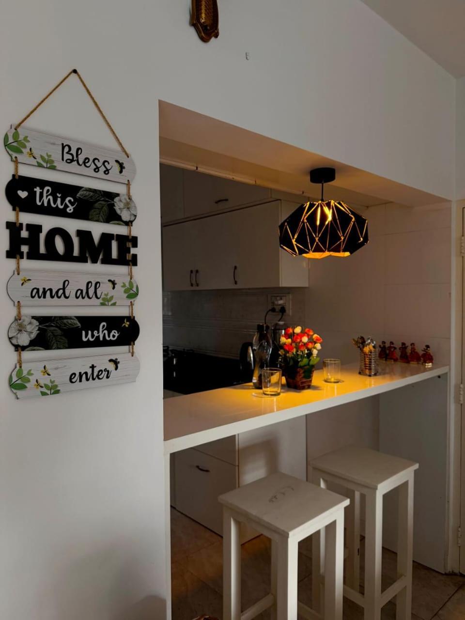 2bhk Cozy By Royal Luxor Pune