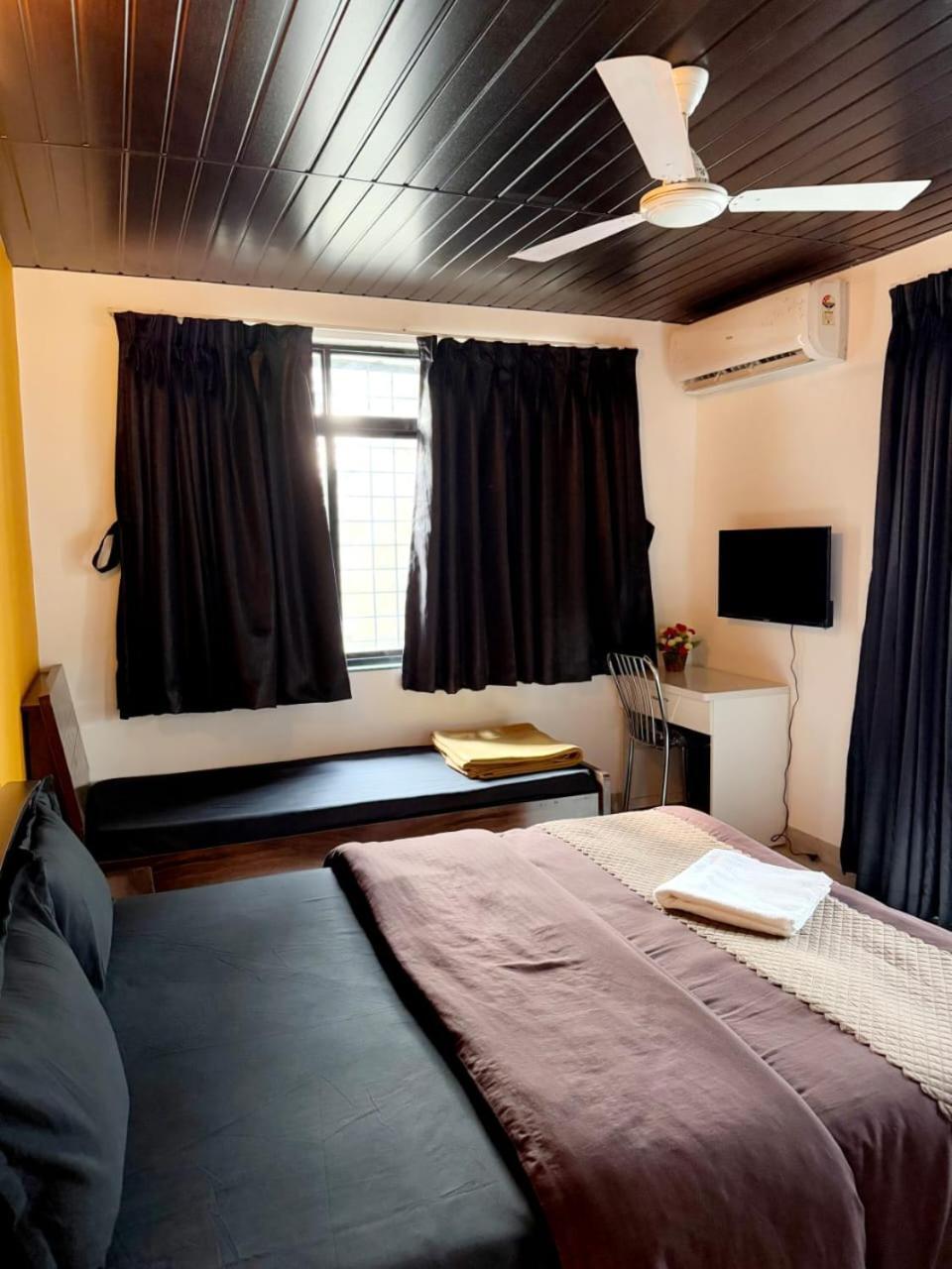 Apartment 2bhk Cozy By Royal Luxor *